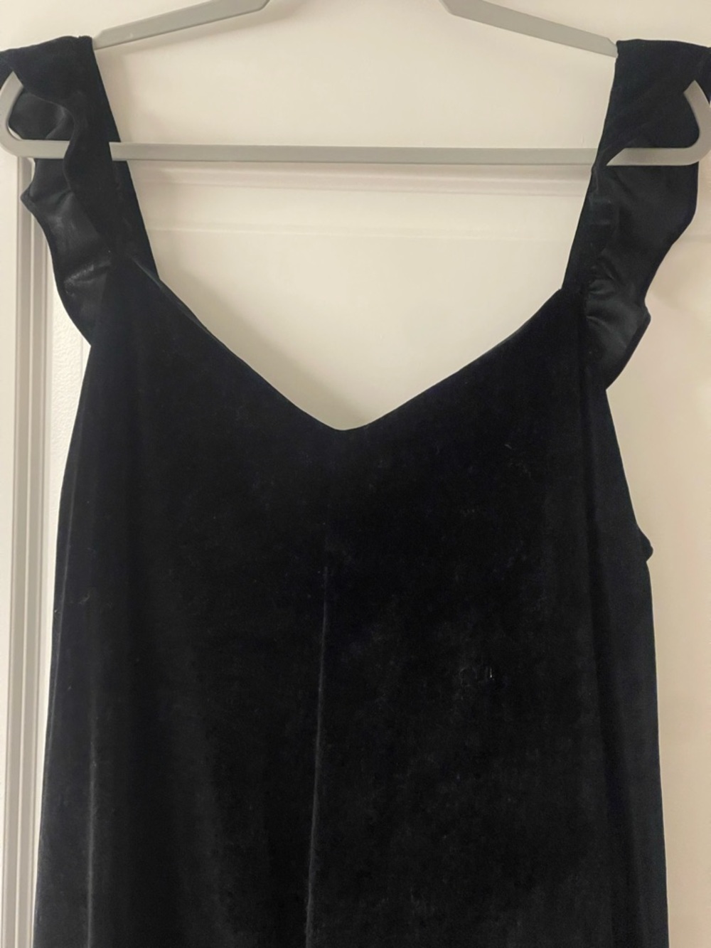 Maternity Black Velvet V-Neck Ruffle Strap jumpsuit